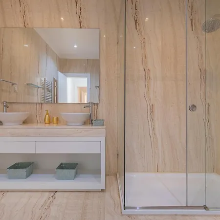 Saldanha Deluxe Gold Apartment Lisbon